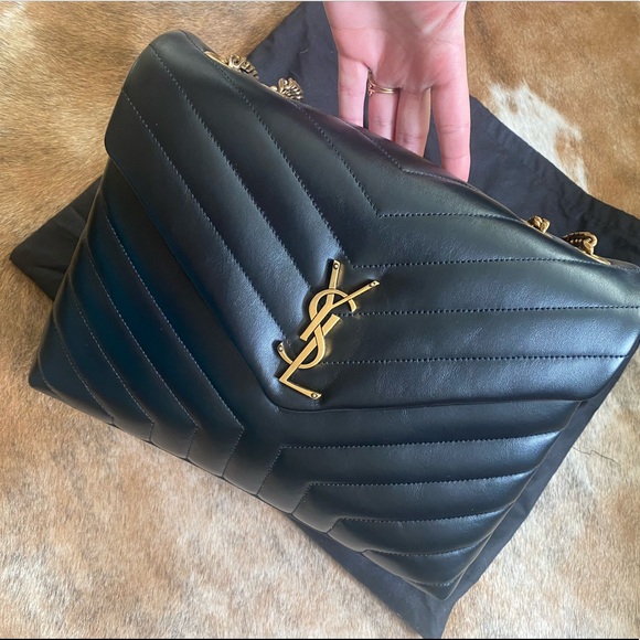 SOLD Saint Laurent Medium Lou Lou - Picture 3 of 9